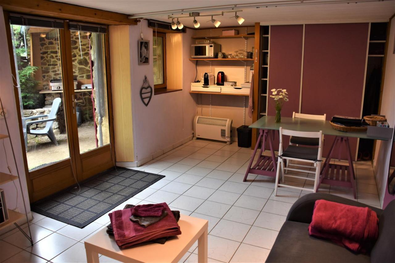 Chambre D'Hotes De Thoree Maclas Exteriér fotografie